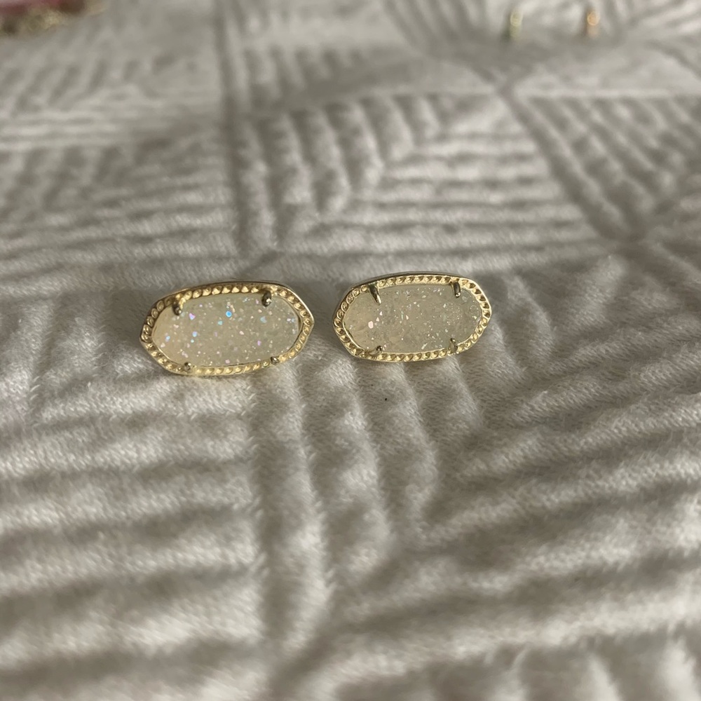 Kendra Scott studs